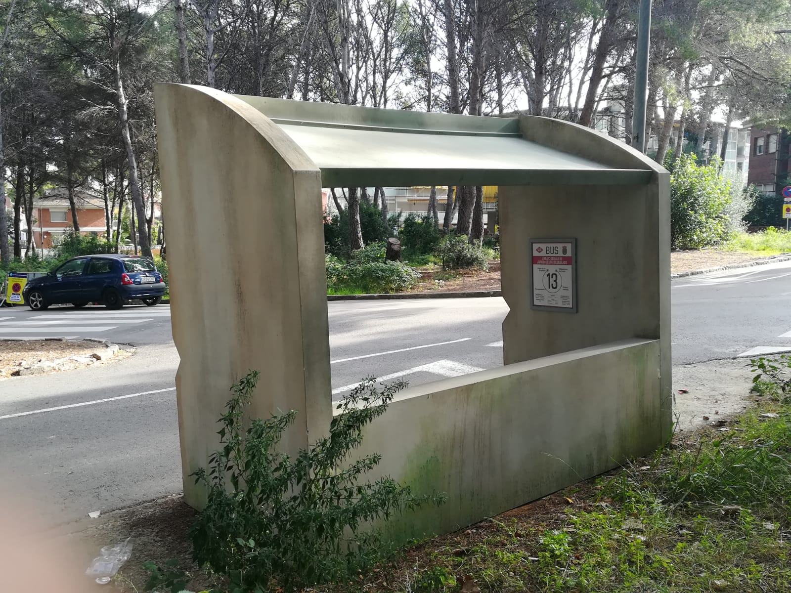 parada de bus ficitica piedra 257x310x130 1u.